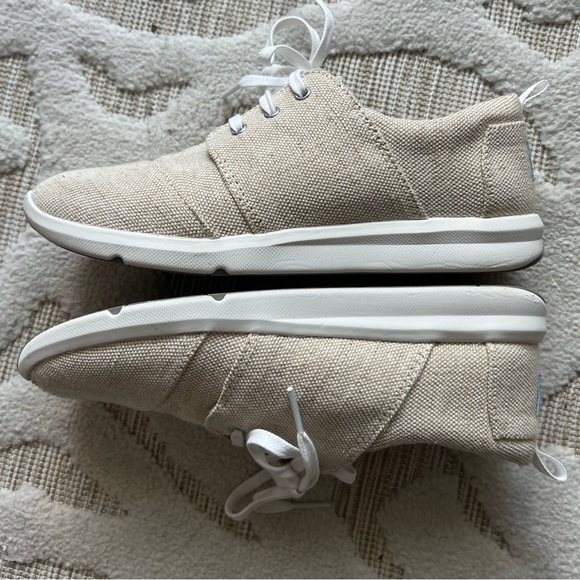 Tom’s Women’s Del Rey Natural Metallic Linen Shoe-never worn! - Picture 2 of 7